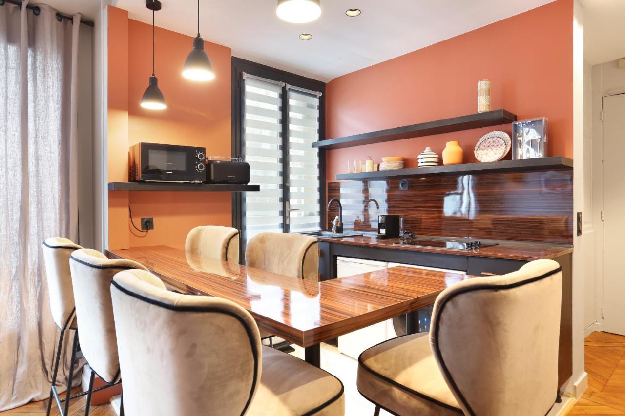 Apartment Center Of Paris By Studio Prestige Eksteriør bilde