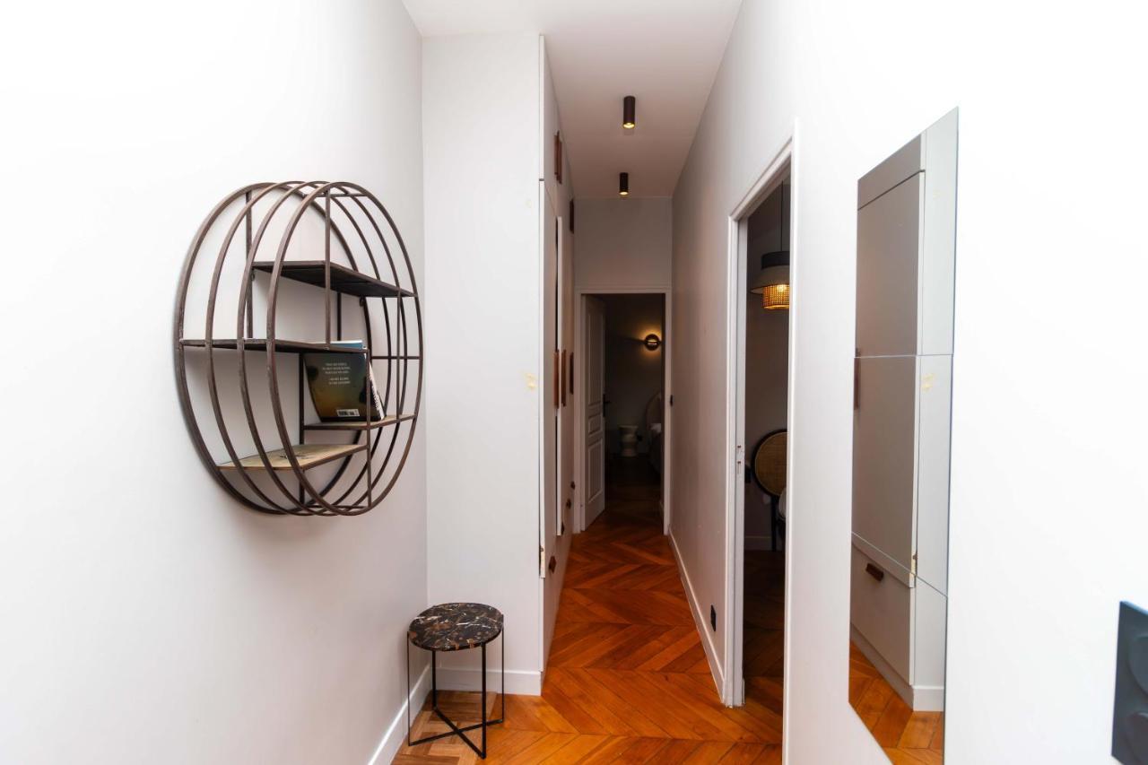 Apartment Center Of Paris By Studio Prestige Eksteriør bilde